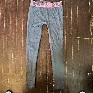 Small gray Gymshark leggings